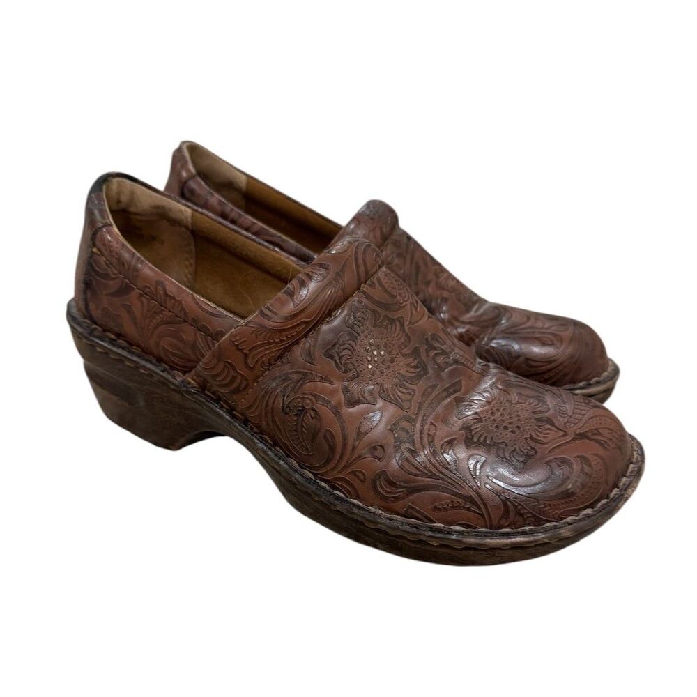 b.o.c | Peggy Floral Embossed Clogs Faux Leather Womens Size 8 Boho Comfort Shoe